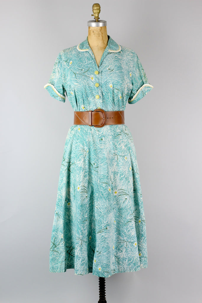 Late 40s Charming Daisy Print Cold Rayon Sea Blue Day Dress