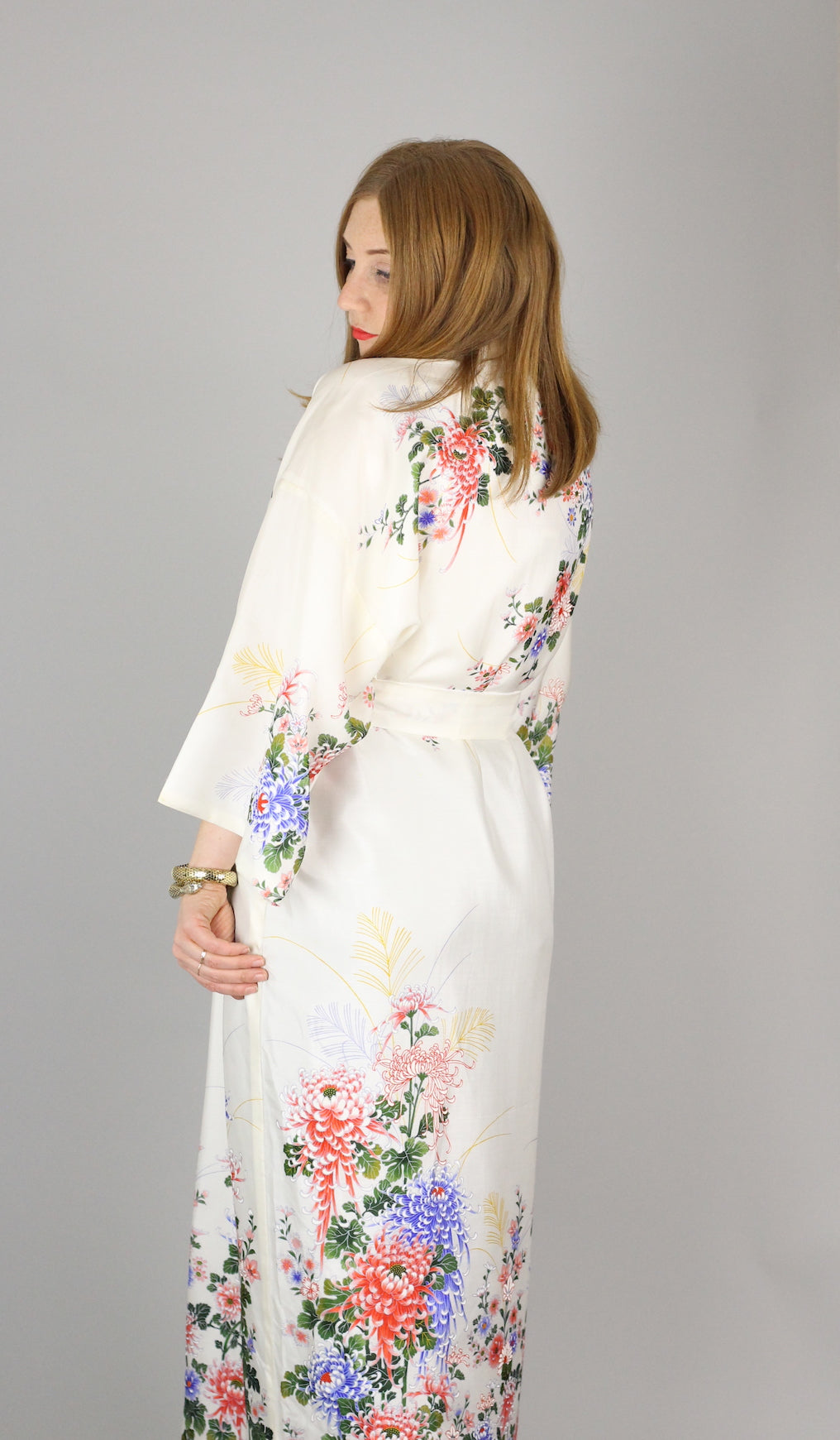 Vintage I Magnin Ivory Silk Floral Kimono Robe