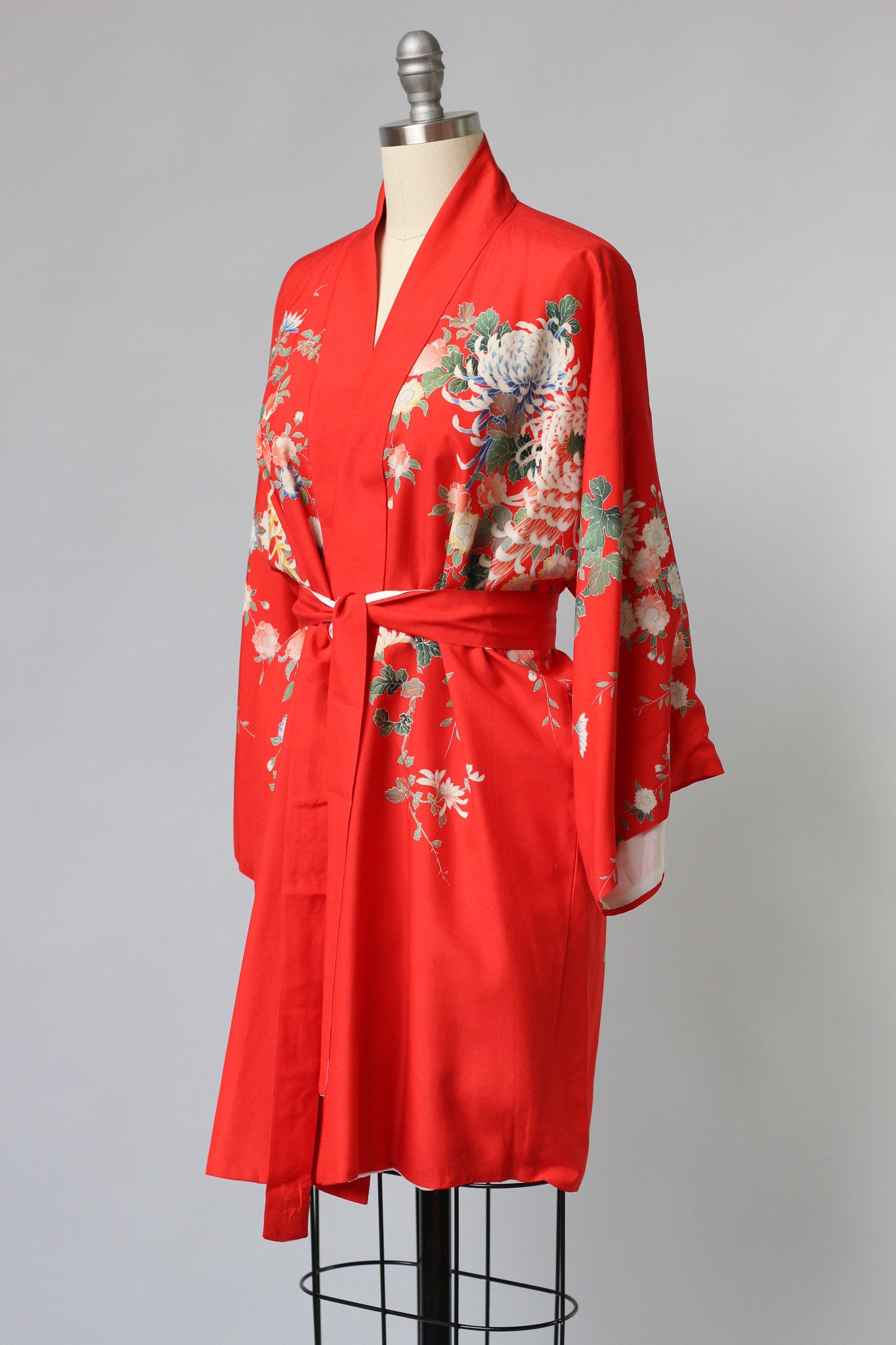 1940s Red Japanese Silk Robe with Edo Period Block Print
