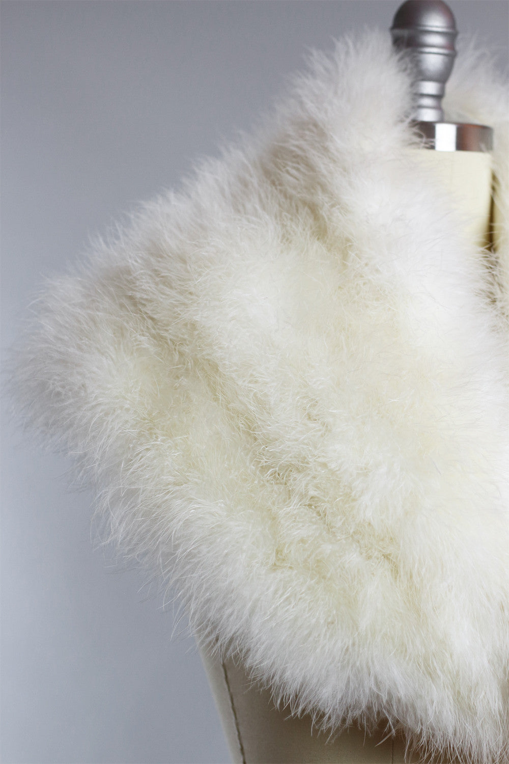 Hollywood Starlet Marabou Feather Wrap
