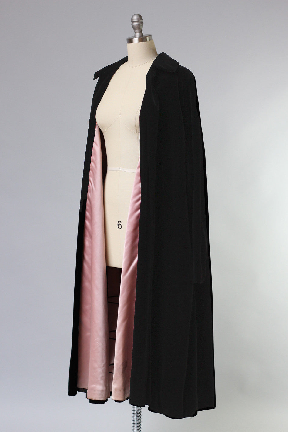 Incredible Dior "New Look" 1950s Velvet Opera Coat