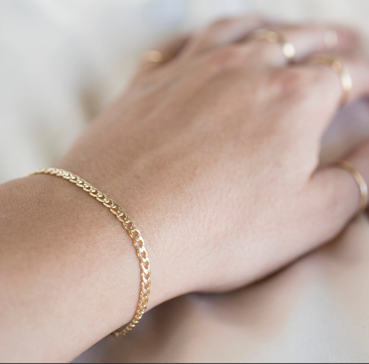 Gold Curb Link Bracelet