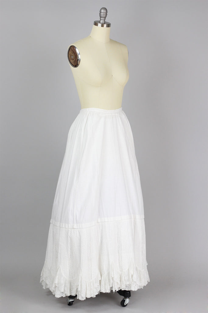 Rare Antique Victorian Scalloped Hem Wedding Petticoat