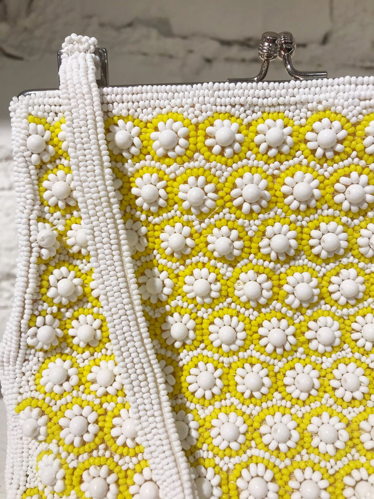 Vintage Beaded Daisy Bag
